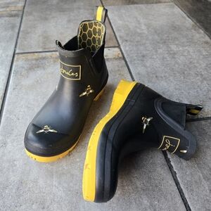 Joules "Wellibob” Bumblebee Bees Black Yellow Rain Boots Rubber Ankle Booties 6